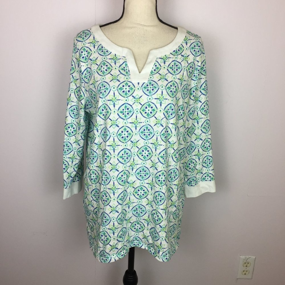 T by Talbots Knit Top Size X Womans White Blue Green Medallion Print 3/4 Sleeve